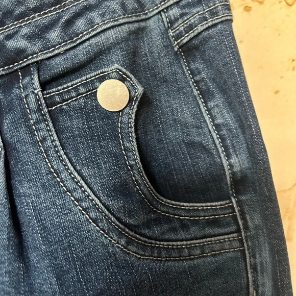 NWOT Flamingals Low Rise Butterfly Flare Jeans 👖 | NWOT Never Worn💨🔥 - Picture 7 of 15